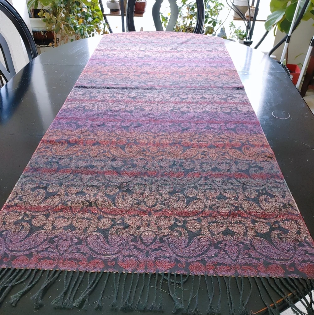 True Vintagehome 80's Multiple Color Paisley Table Runner W Fringe 27